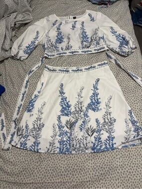 White & Blue Floral Two-Piece Skirt Set
